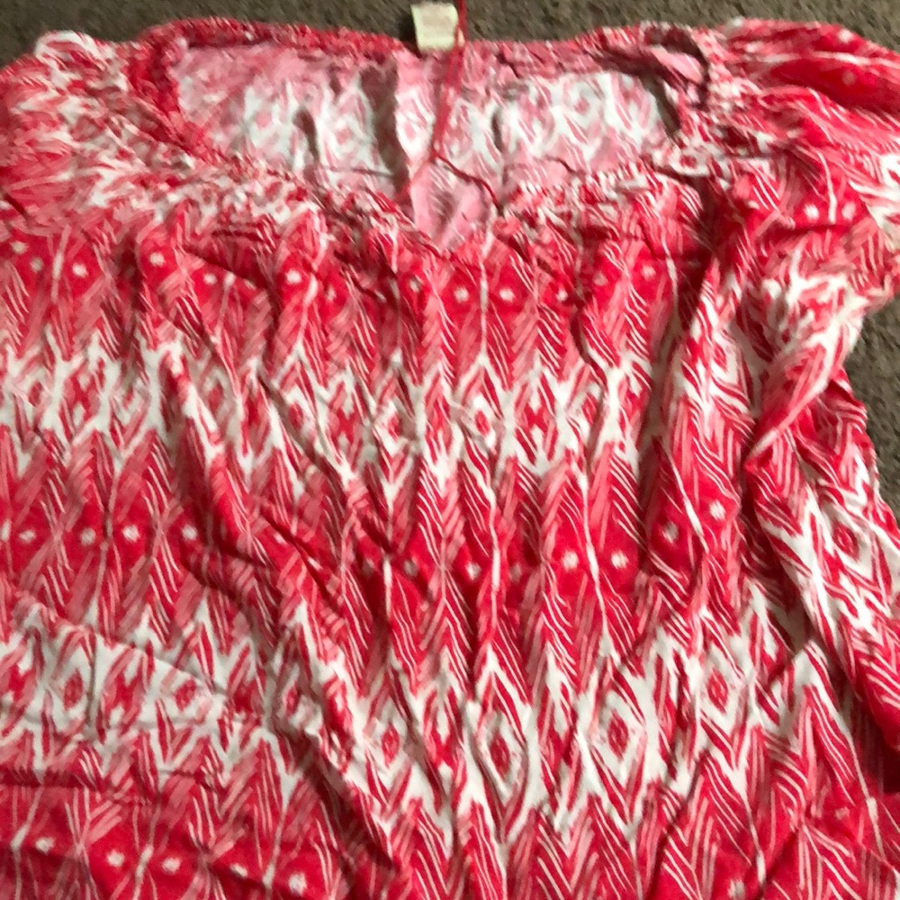 Top - Picture 2 of 2